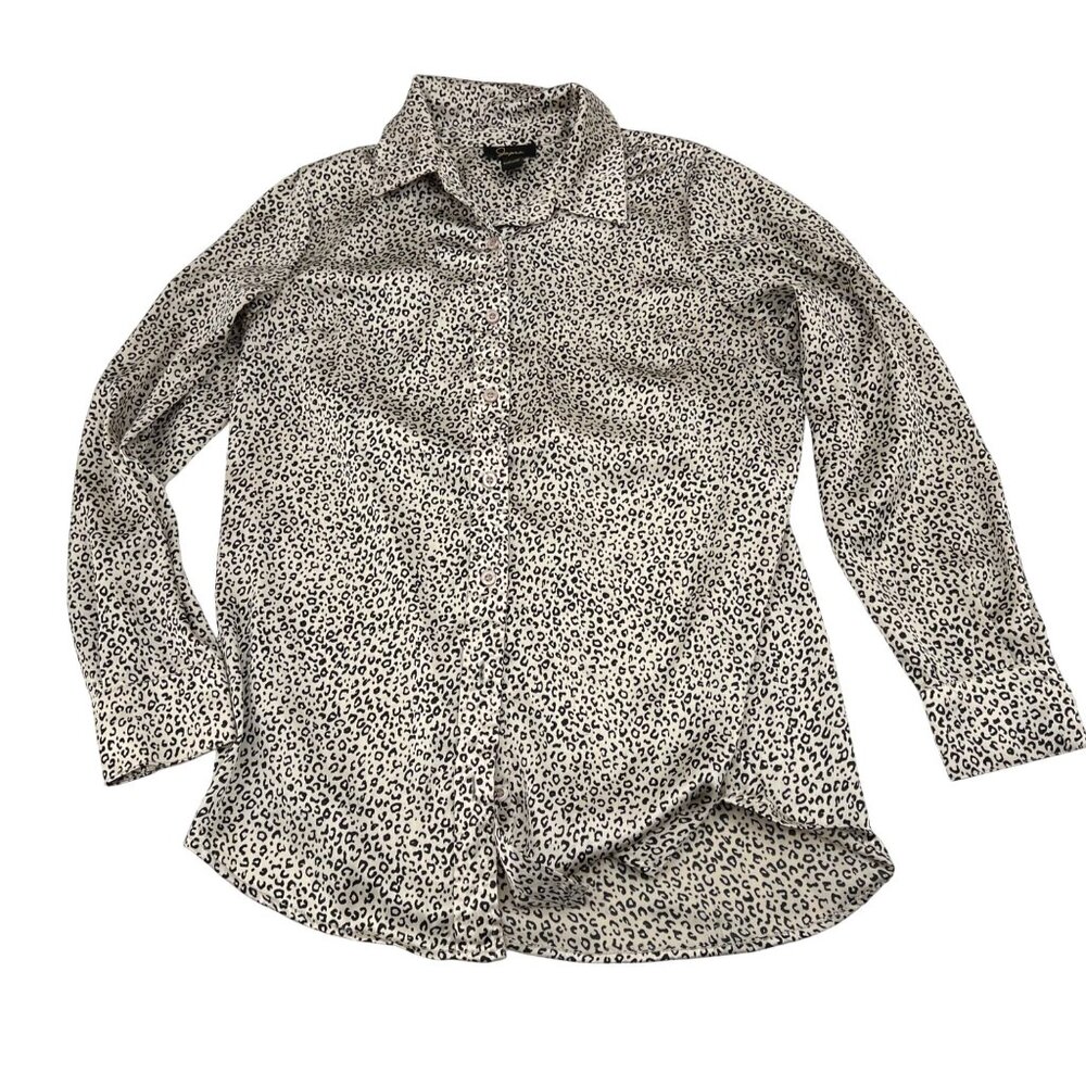 Japna Women's Leopard Print Button-Up‎ Shirt size Medium Long Sleeve Black White